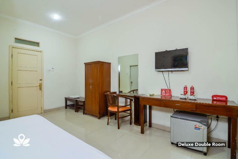 Zen Rooms Basic Gor Cikutra Бандунг Экстерьер фото