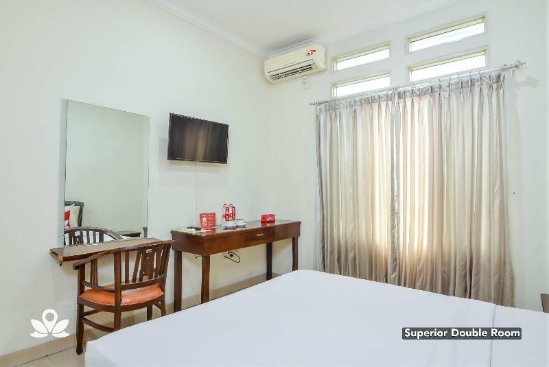 Zen Rooms Basic Gor Cikutra Бандунг Экстерьер фото